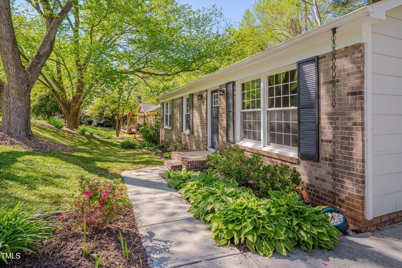 6105 Bellow St, Raleigh, NC 27609