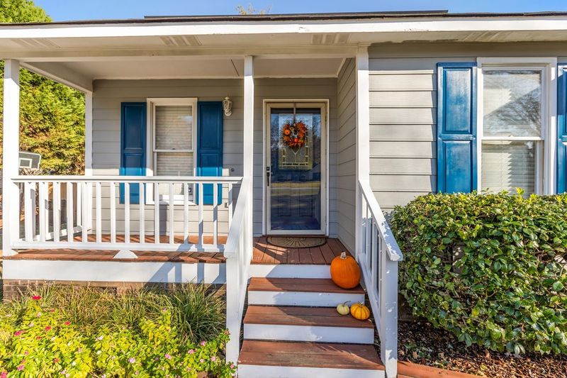 6105 Downs Dr, Raleigh, NC 27603