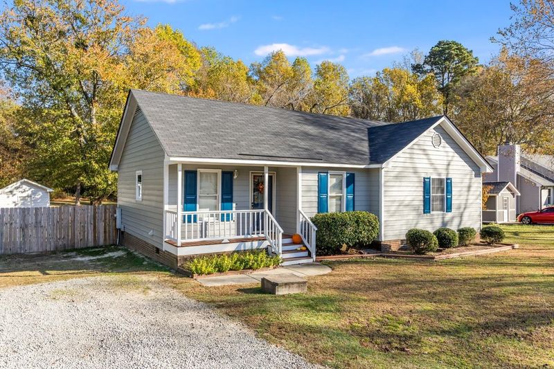 6105 Downs Dr, Raleigh, NC 27603