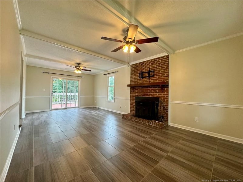 6105 Lakeway Dr, Fayetteville, NC 28306