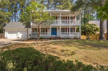 6105 Lochview Dr, Fayetteville, NC 28311