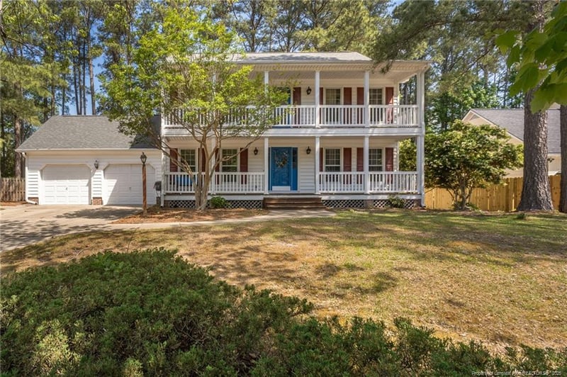 6105 Lochview Dr, Fayetteville, NC 28311