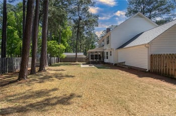 6105 Lochview Dr, Fayetteville, NC 28311