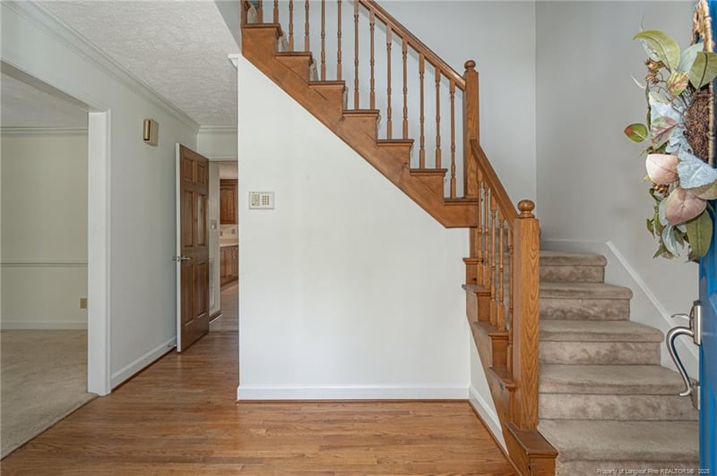 6105 Lochview Dr, Fayetteville, NC 28311