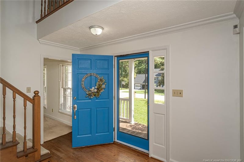 6105 Lochview Dr, Fayetteville, NC 28311