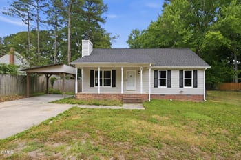 6105 River Landings Dr, Raleigh, NC 27604