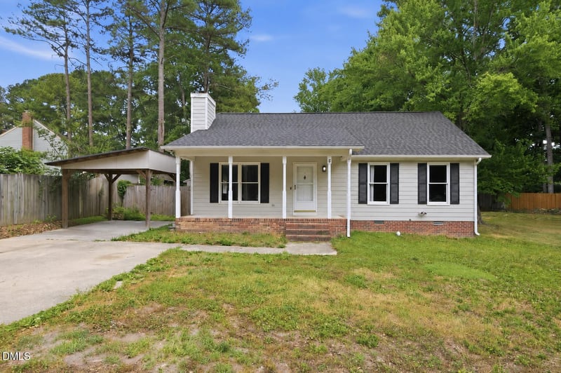 6105 River Landings Dr, Raleigh, NC 27604