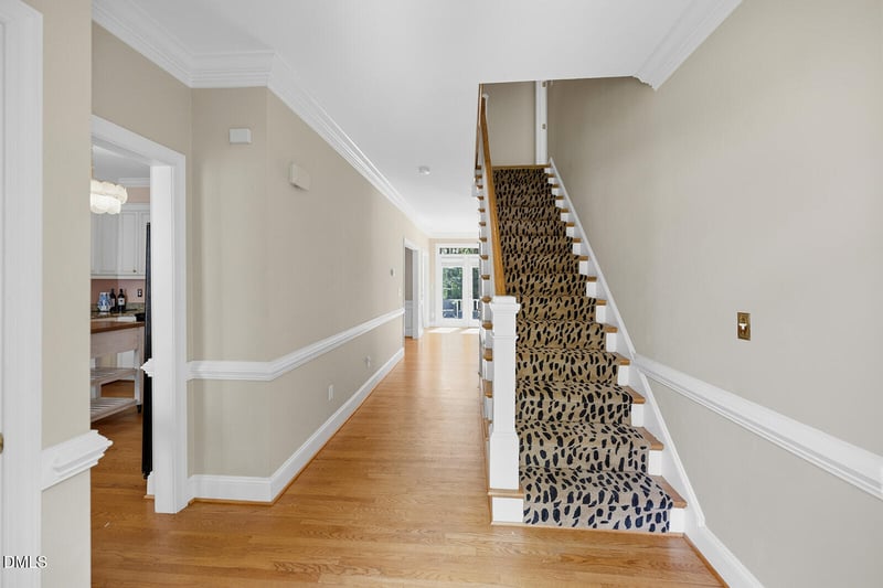 6106 Parker Croft Ct, Raleigh, NC 27609