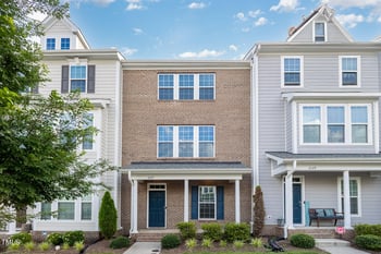 6107 Kayton St, Raleigh, NC 27616