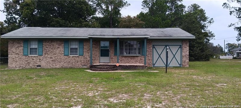 6108 Camden Rd, Fayetteville, NC 28306