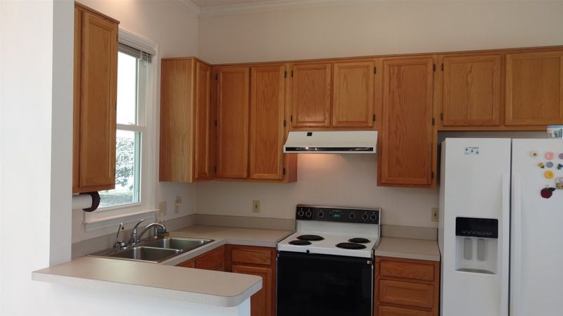 6108 Downs Dr, Raleigh, NC 27603