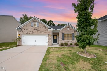 6108 Watsonia Dr, Zebulon, NC 27597