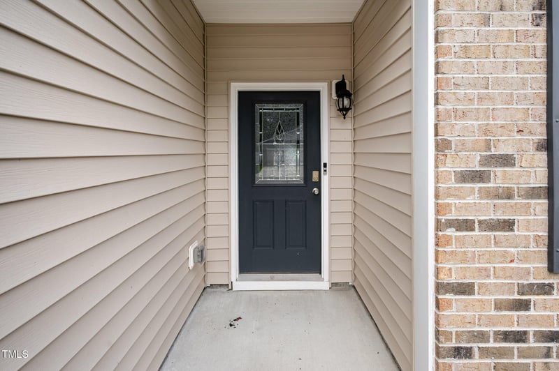 6108 Watsonia Dr, Zebulon, NC 27597