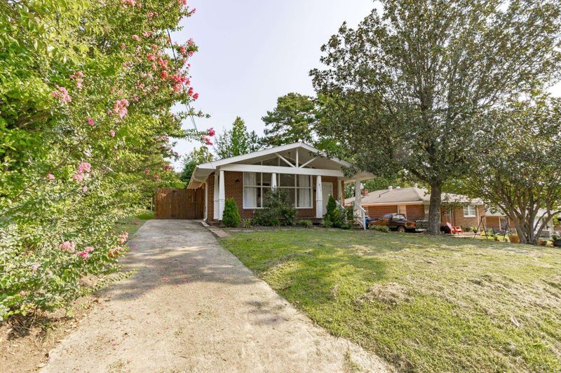611 Cecil St, Durham, NC 27707
