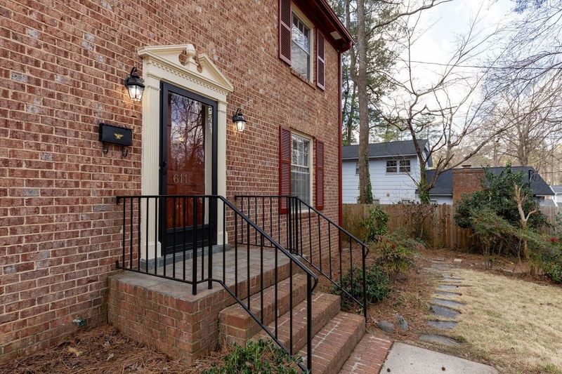611 W Cornwall Rd, Cary, NC 27511