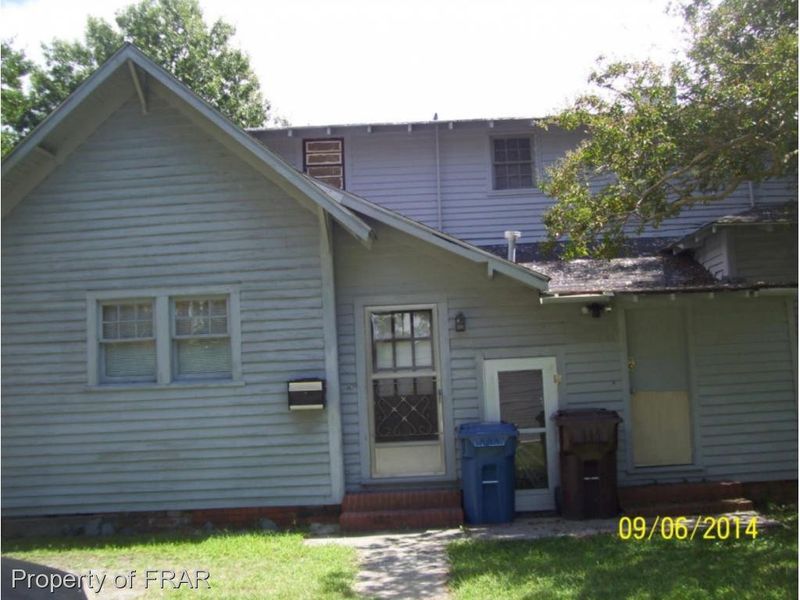 611 Ellis Ave, Dunn, NC 28334