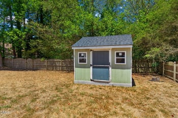 611 Elmwood Ct, Wake Forest, NC 27587