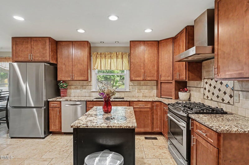 611 Flagstone Way, Durham, NC 27712