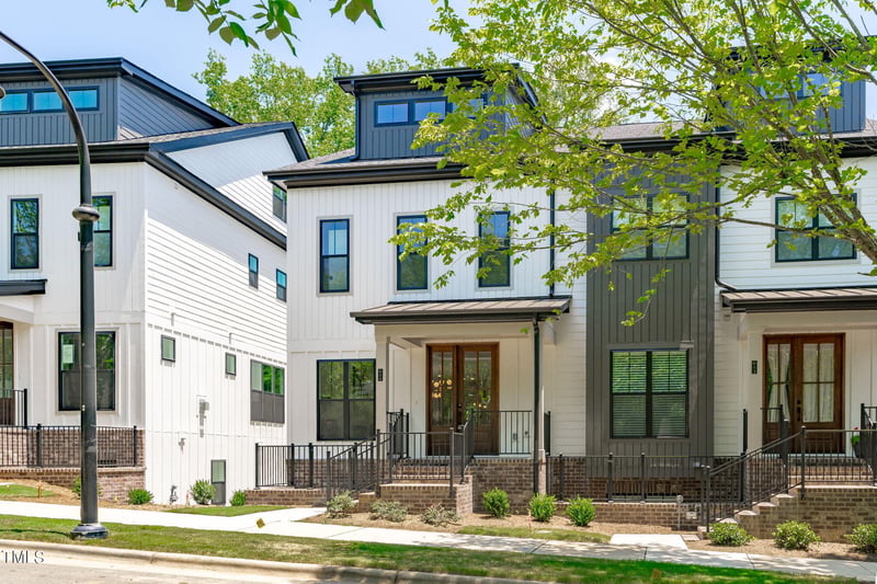 611 S Franklin St, Wake Forest, NC 27587