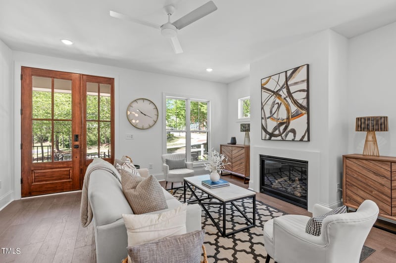 611 S Franklin St, Wake Forest, NC 27587