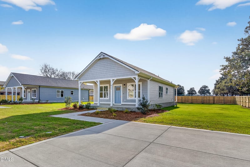 611 Godwin St, Dunn, NC 28334