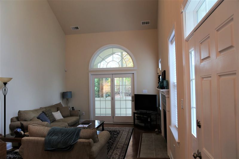 611 Katy Stella Dr, Cary, NC 27519