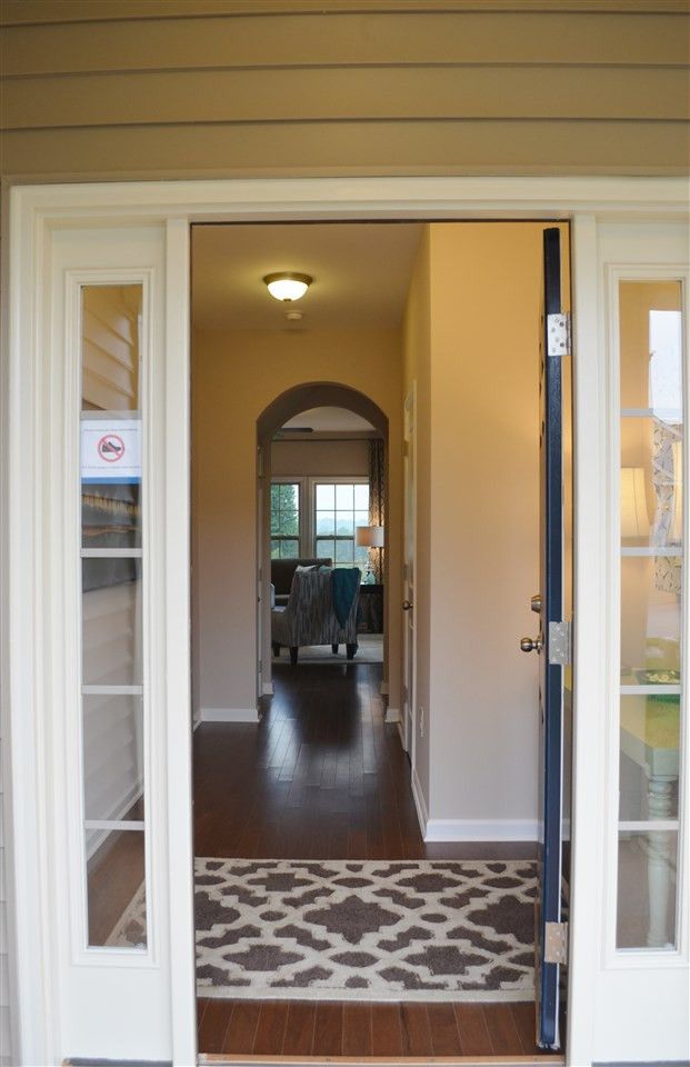 611 Lakemont Dr, Clayton, NC 27559