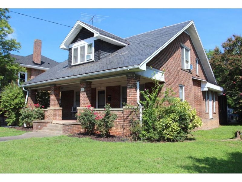 611 S Mebane St, Burlington, NC 27215