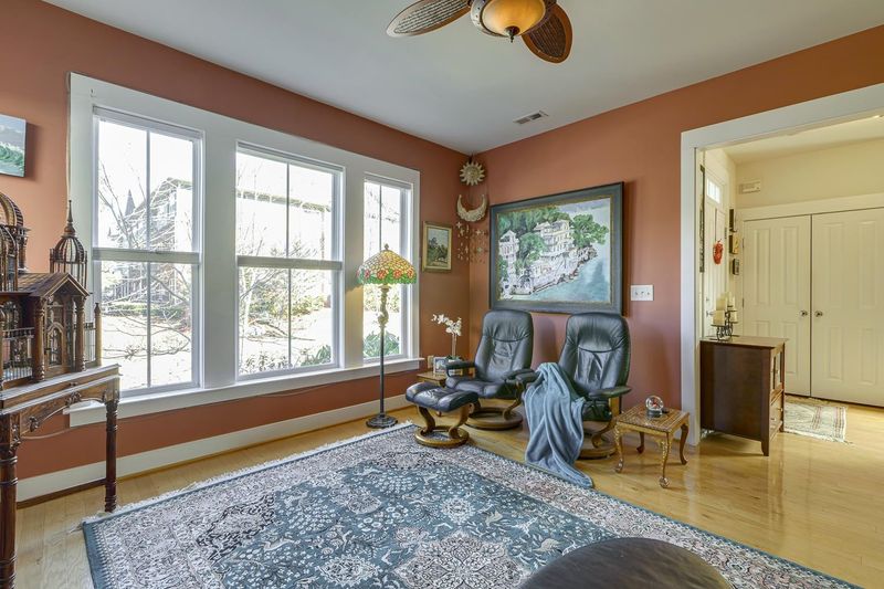 611 Millbrook Dr, Pittsboro, NC 27312