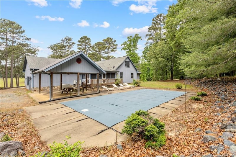 611 Old E C Womack Rd, Sanford, NC 27330
