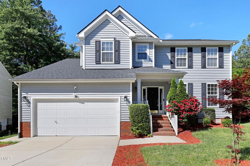 611 Palafox Dr, Chapel Hill, NC 27516