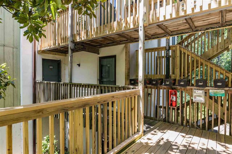 611 Pine Ridge Pl #611, Raleigh, NC 27609