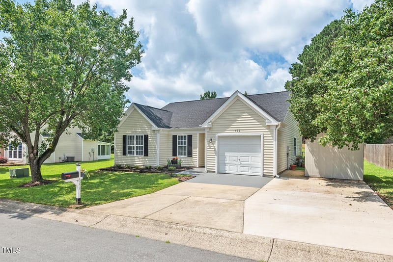 611 Quartz Dr, Durham, NC 27703