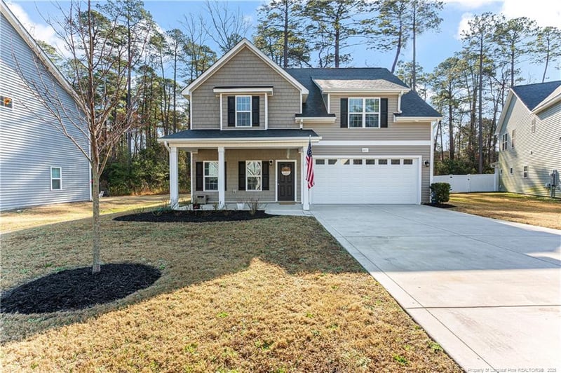 611 Rempstone Ln, Fayetteville, NC 28311