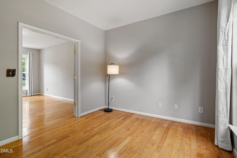 611 Sherwood Forest Pl, Cary, NC 27519