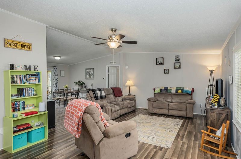 611 Tarheel Rd, Benson, NC 27504