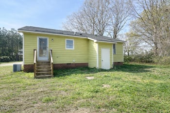611 Wakefield St, Zebulon, NC 27597
