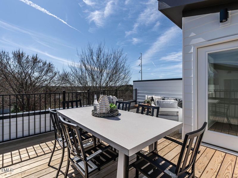 611 Walnut Hts Dr #101, Raleigh, NC 27610