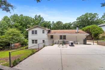 6110 Regis Ct, Fayetteville, NC 28314