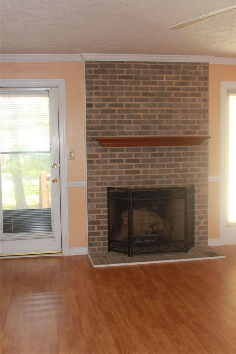 6111 River Lake Cir, Raleigh, NC 27604