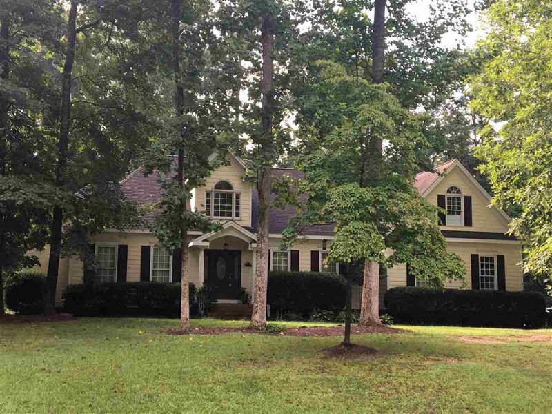 6111 Valentine St, Zebulon, NC 27597