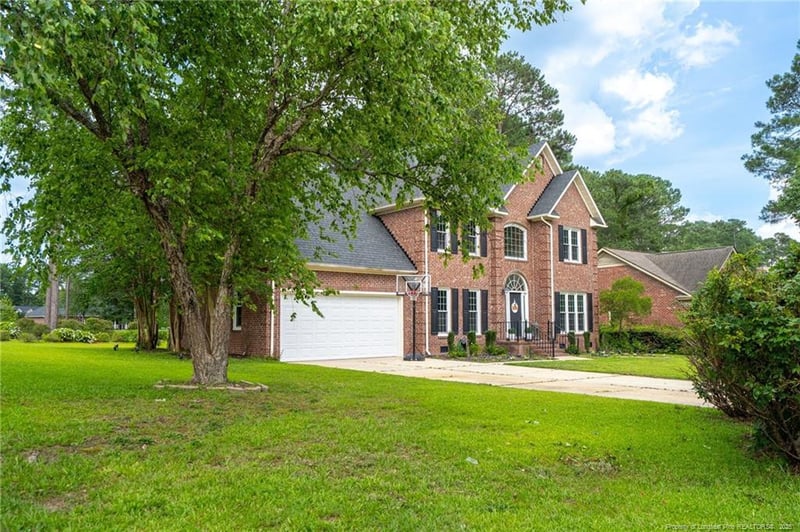 6112 Iverleigh Cir, Fayetteville, NC 28311