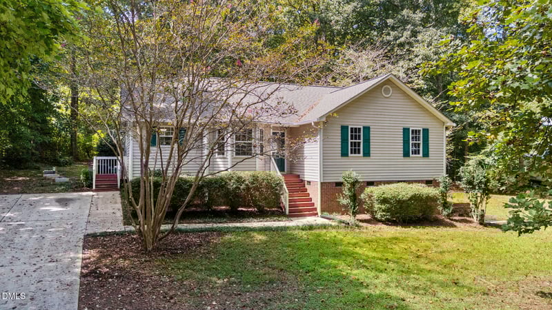 6112 Walnut Glen Dr, Willow Springs, NC 27592