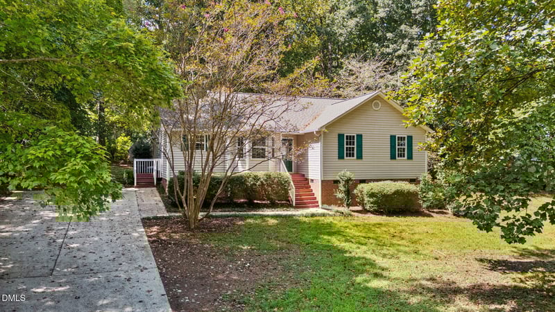 6112 Walnut Glen Dr, Willow Springs, NC 27592