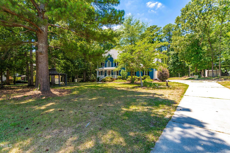 6112 Wolverhampton Dr, Raleigh, NC 27603