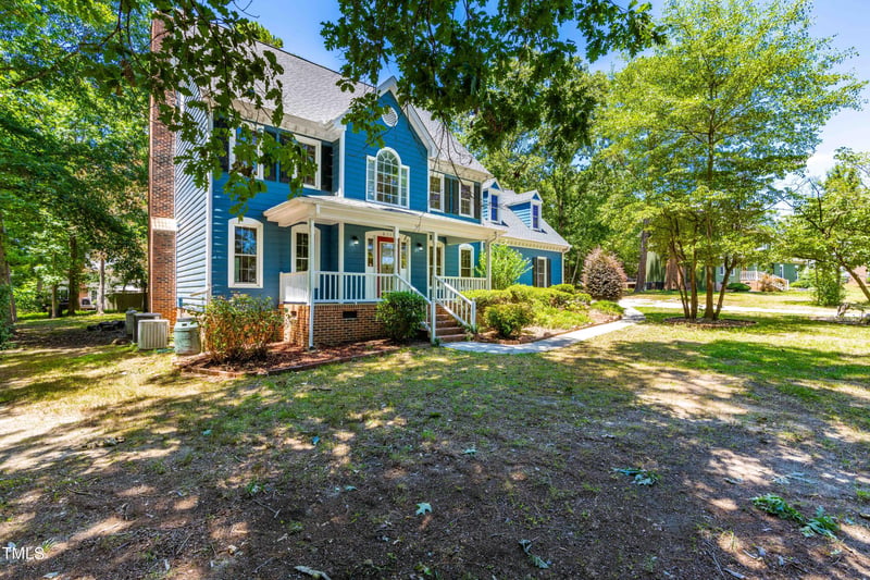 6112 Wolverhampton Dr, Raleigh, NC 27603