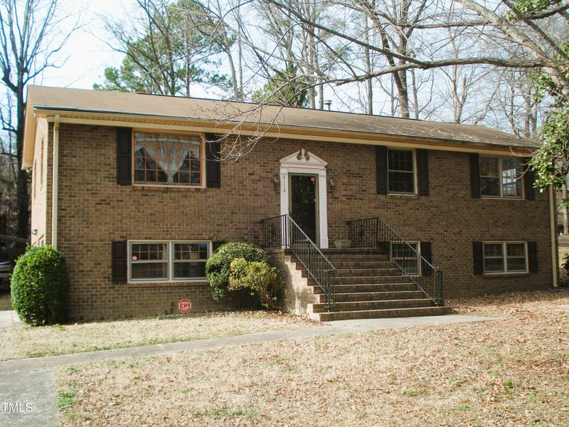 6112 Yellowstone Dr, Durham, NC 27713