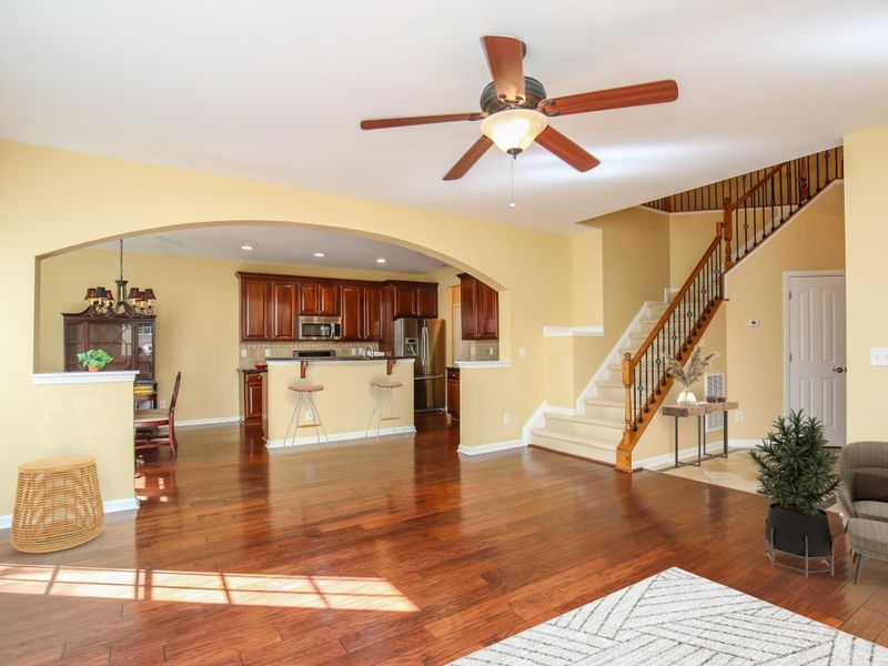 6113 Dunzo Dr, Raleigh, NC 27617
