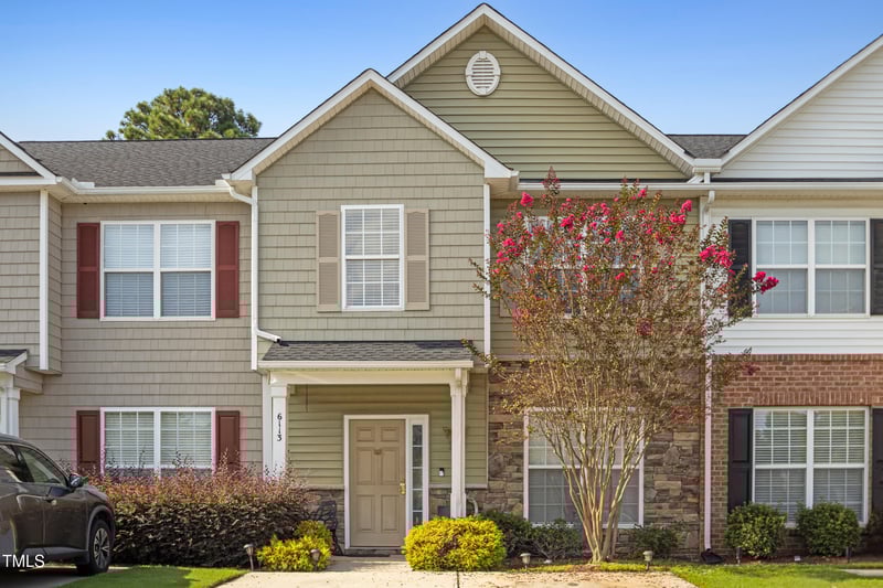 6113 Neuse Wood Dr, Raleigh, NC 27616