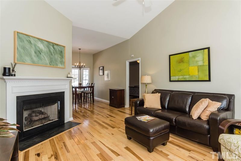 6113 Sweden Dr, Raleigh, NC 27612